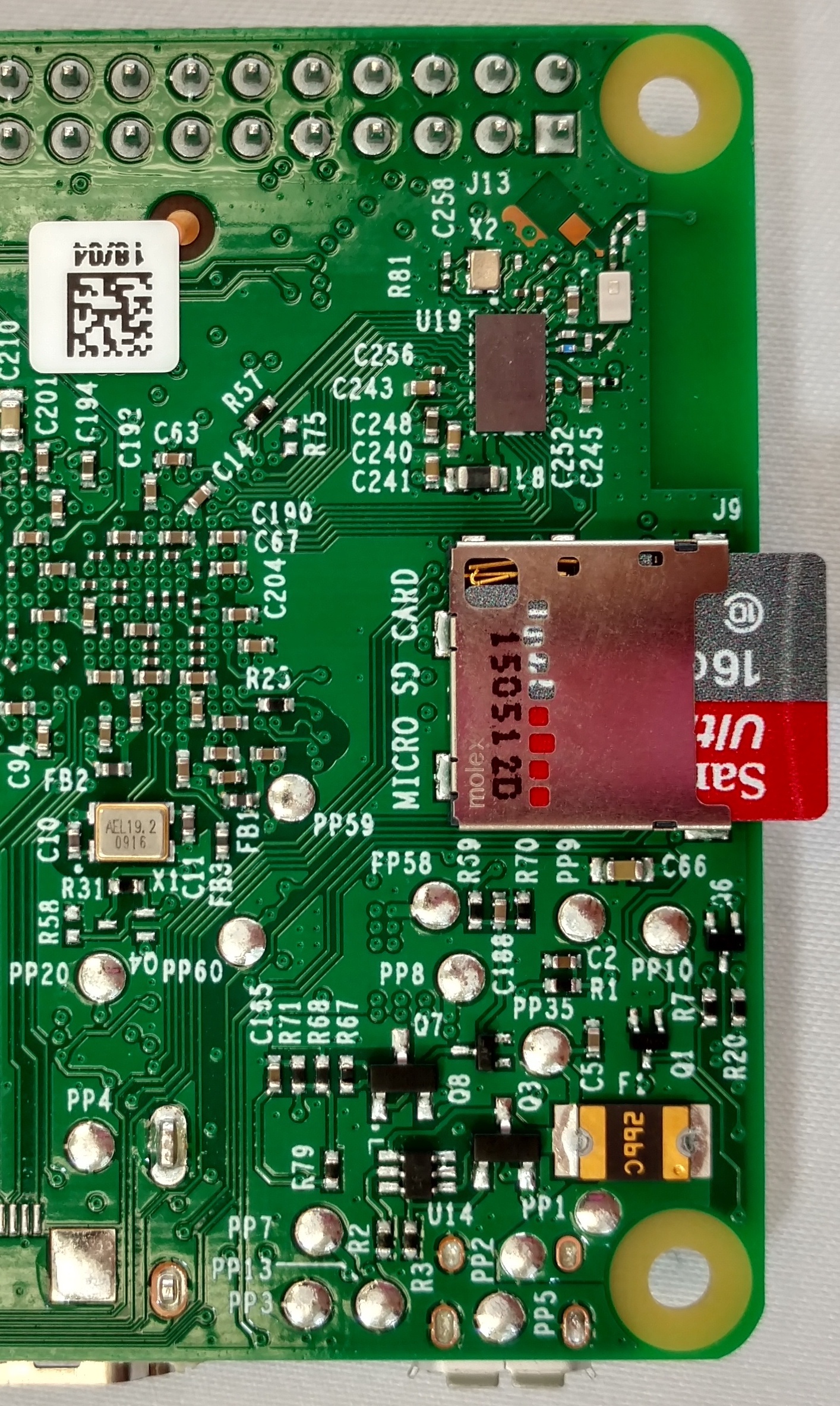 Micro SD card in Pi